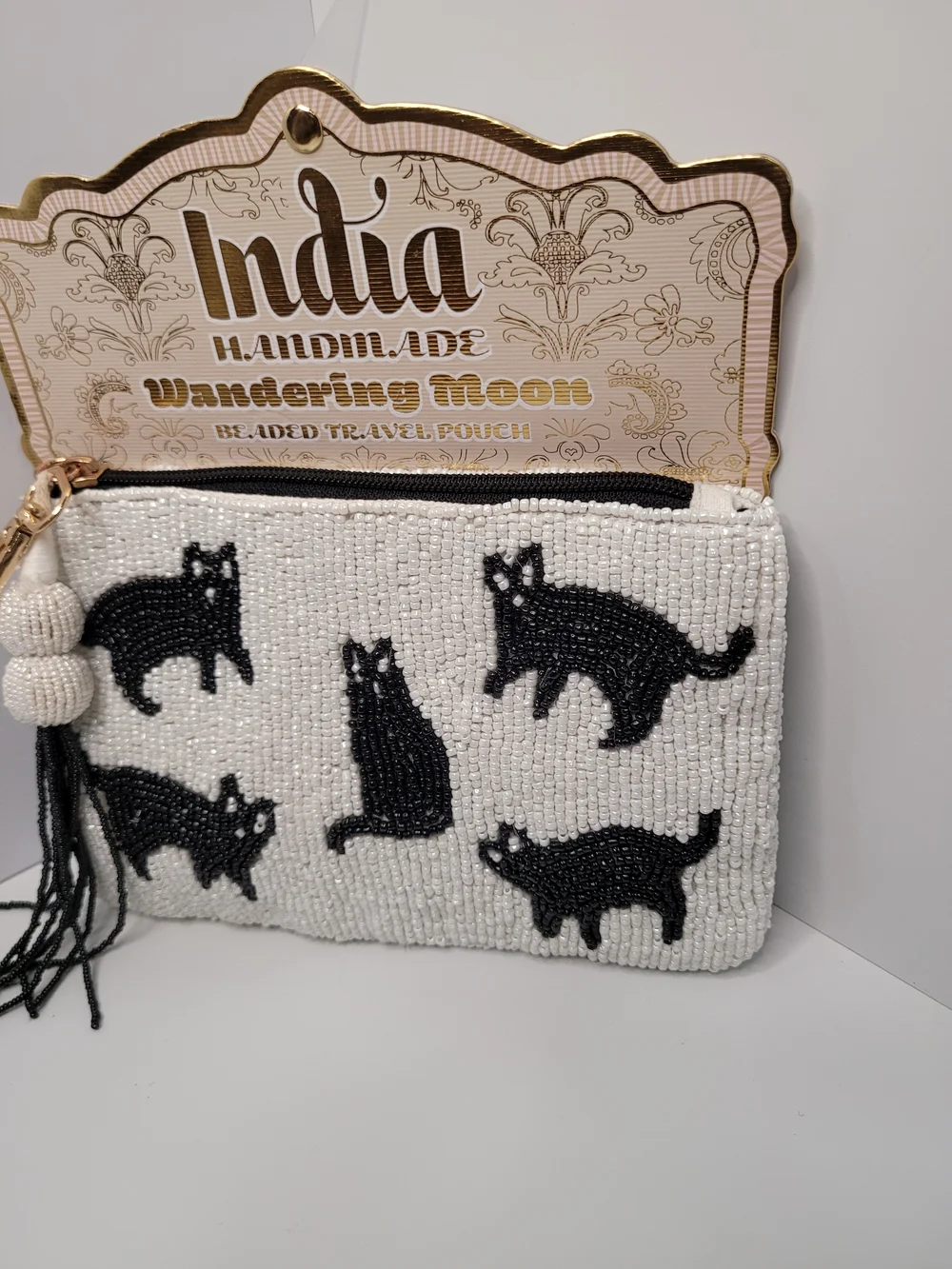 👉✨️ Made In India Handmade White Beaded Cat Wallet Pouch